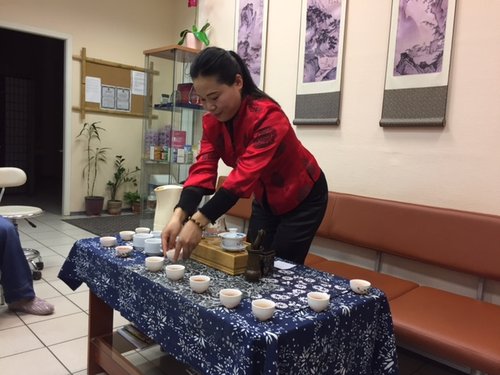 Клинику Амрита посетила мастер из Китая Тянь ЛэйТянь